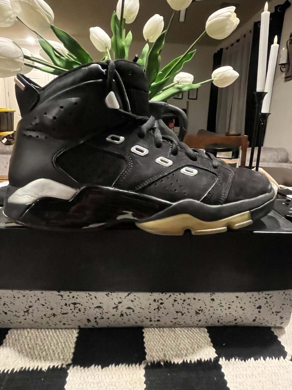 Jordan 6-17-23 size 9.5 men